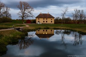 f2-jan-borowiec-haunted-house-nr7-se-large